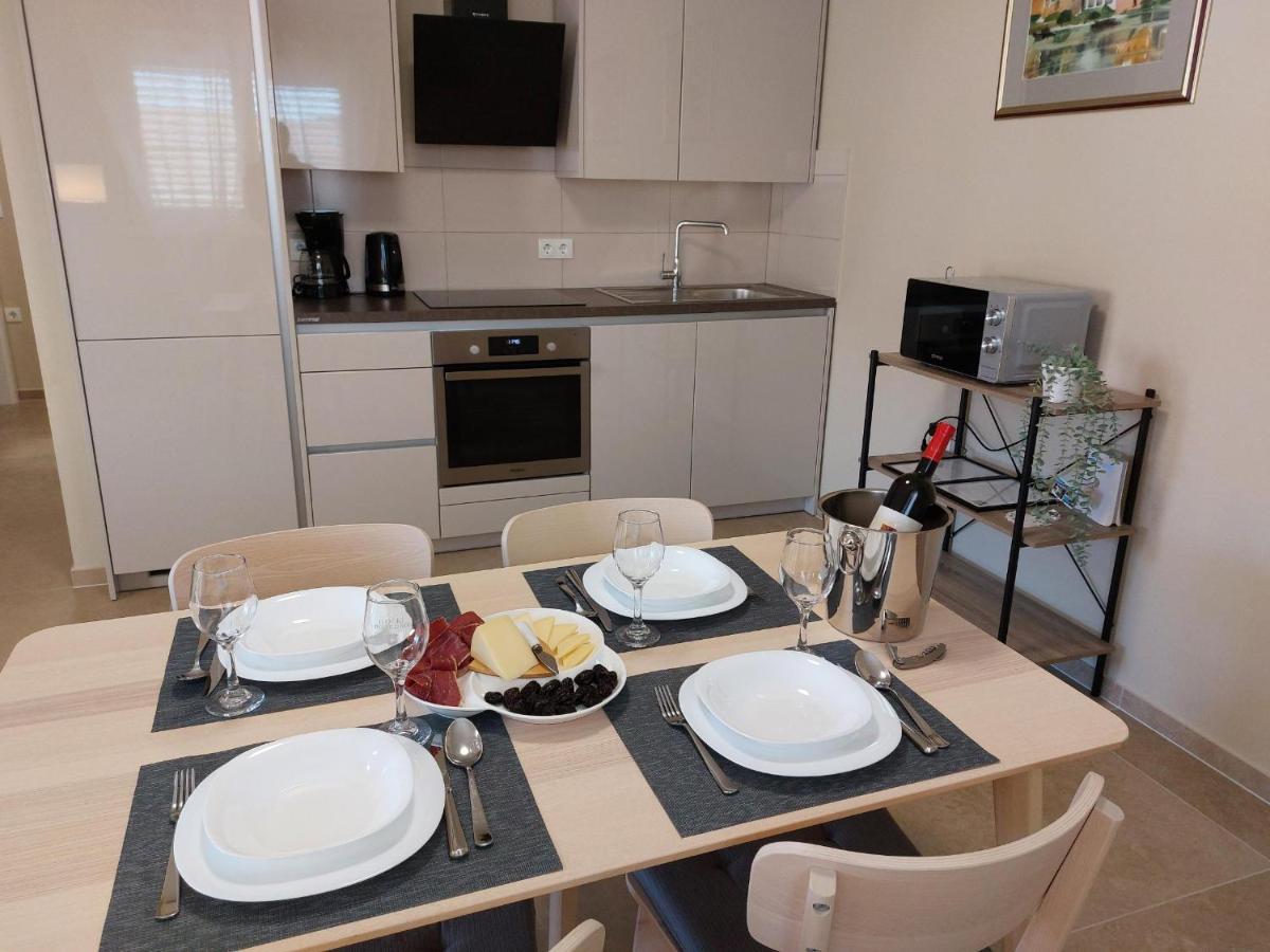 Seashells Apartments Tribunj Tribalj Zewnętrze zdjęcie